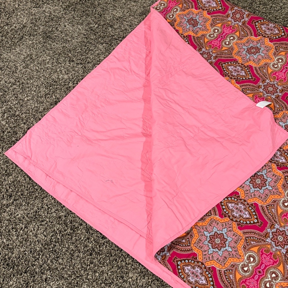 Vibrant Pink and Orange Patterned Blanket - Picture 2 of 2